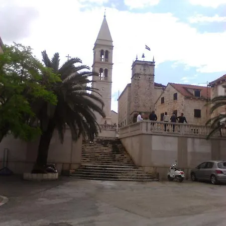 Apartment Ma're Supetar